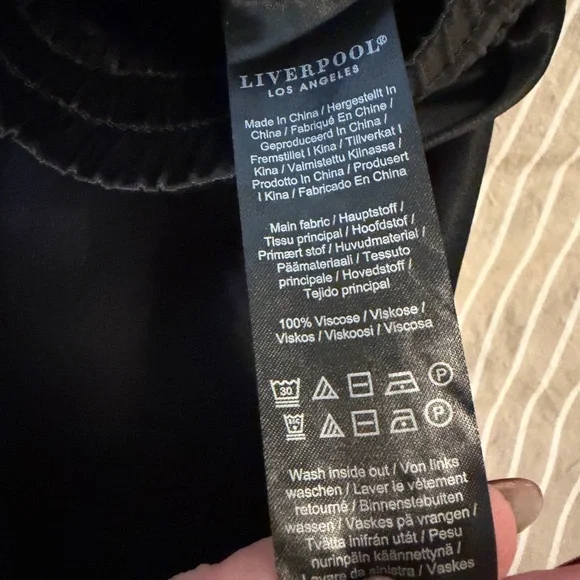 Liverpool Los Angeles black joggers, NWT - Picture 5 of 8